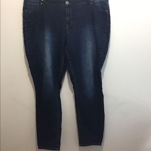 Dark wash skinny jeans